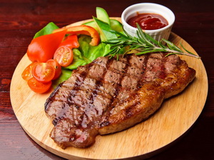 Популярные стейк-хаусы в Москве Популярные стейк-хаусы в Москве